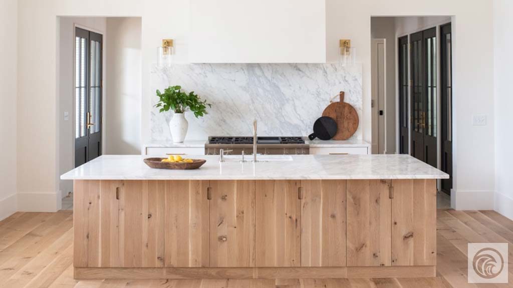 Calacatta Belgia Honed Marble Predominantly white marble with subtle gold veining to add depth and movement.