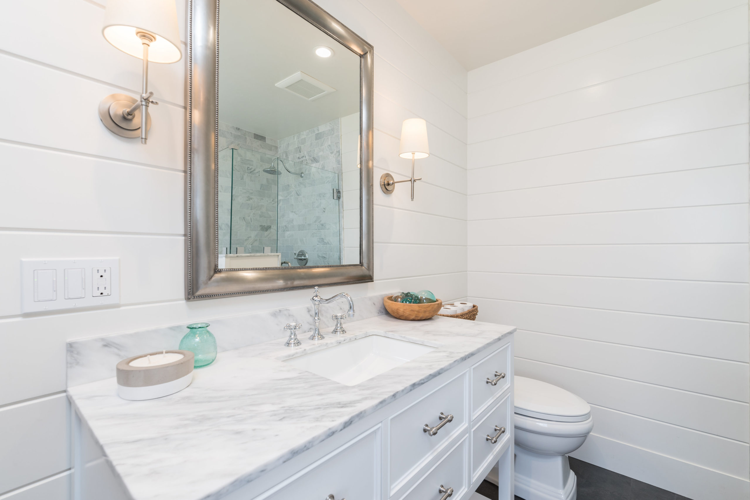 View More: http://marcelalainphotography.pass.us/153-naomi-ave Carrera - Honeycomb Home Design - Marcel Alain Photography