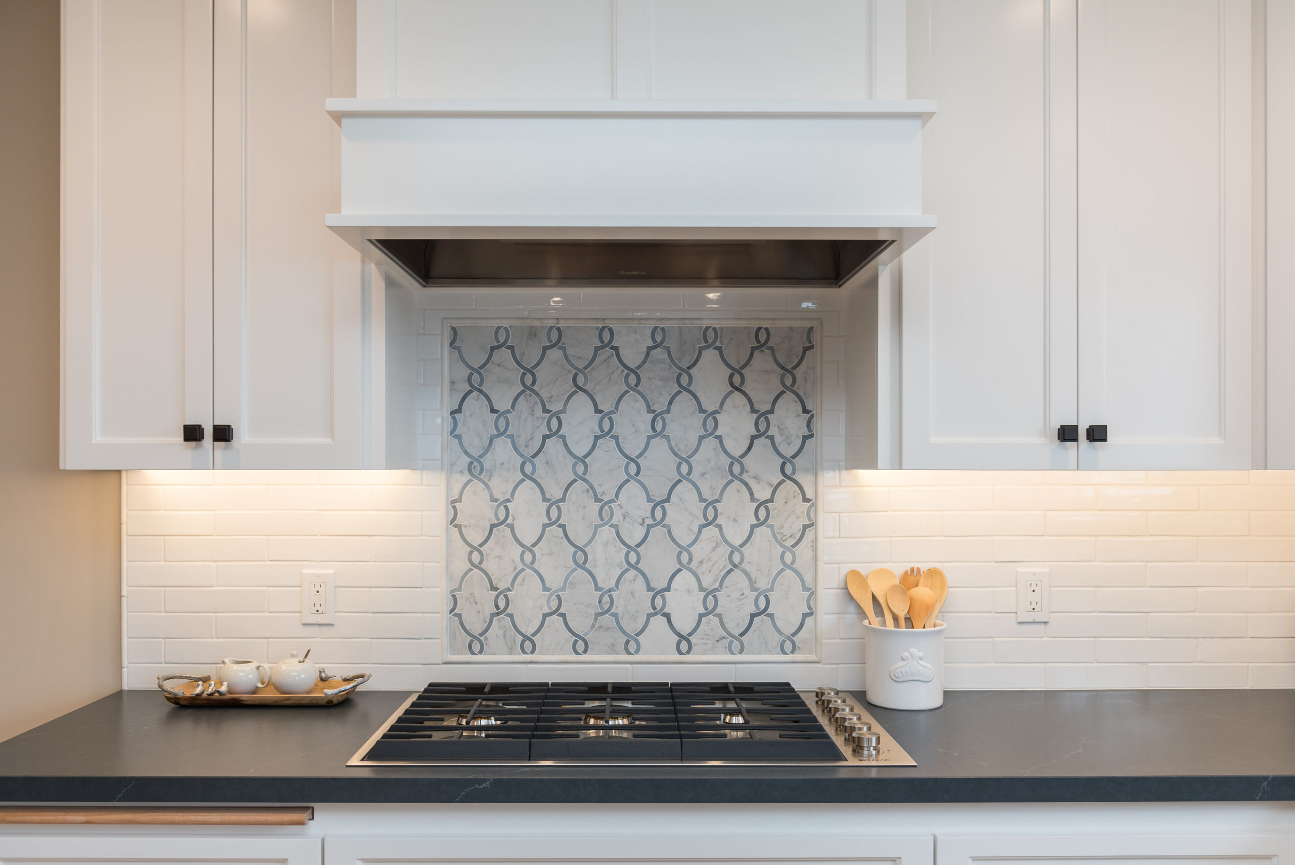 View More: http://marcelalainphotography.pass.us/honeycomb-shell-beach Silestone - Eternal Charcoal - Honeycomb Home Design - Marcel Alain Photography