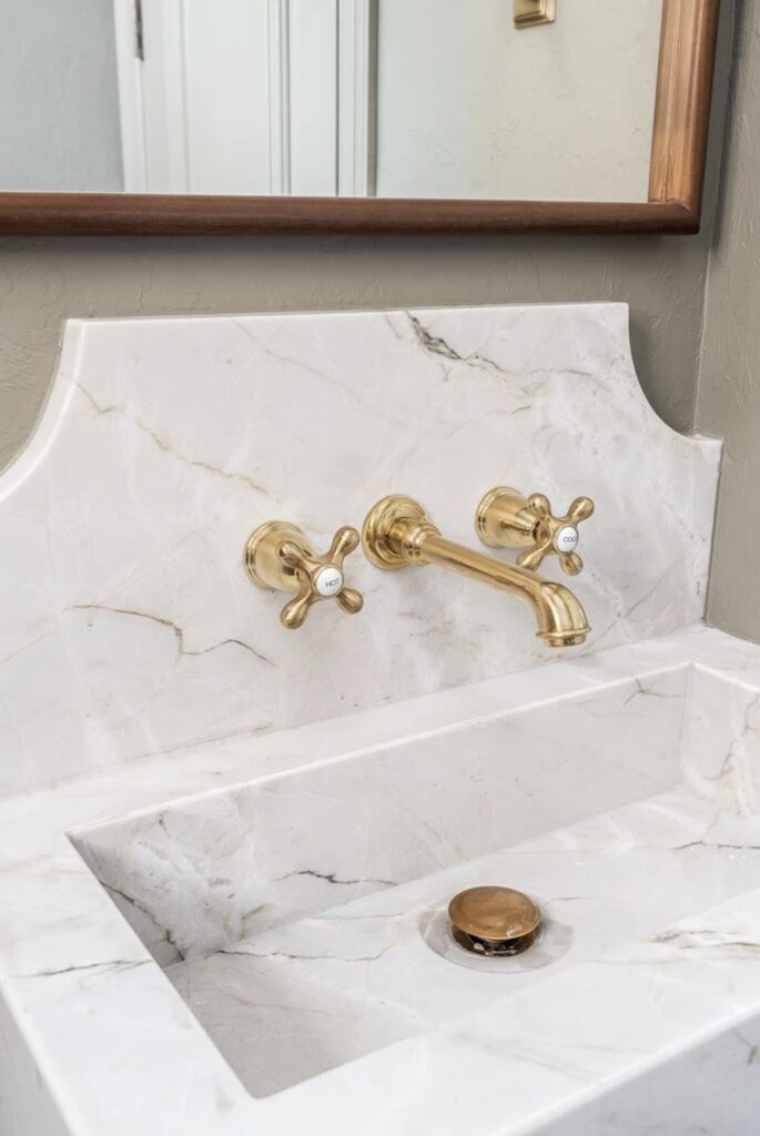 Bianco Superiore Quartzite